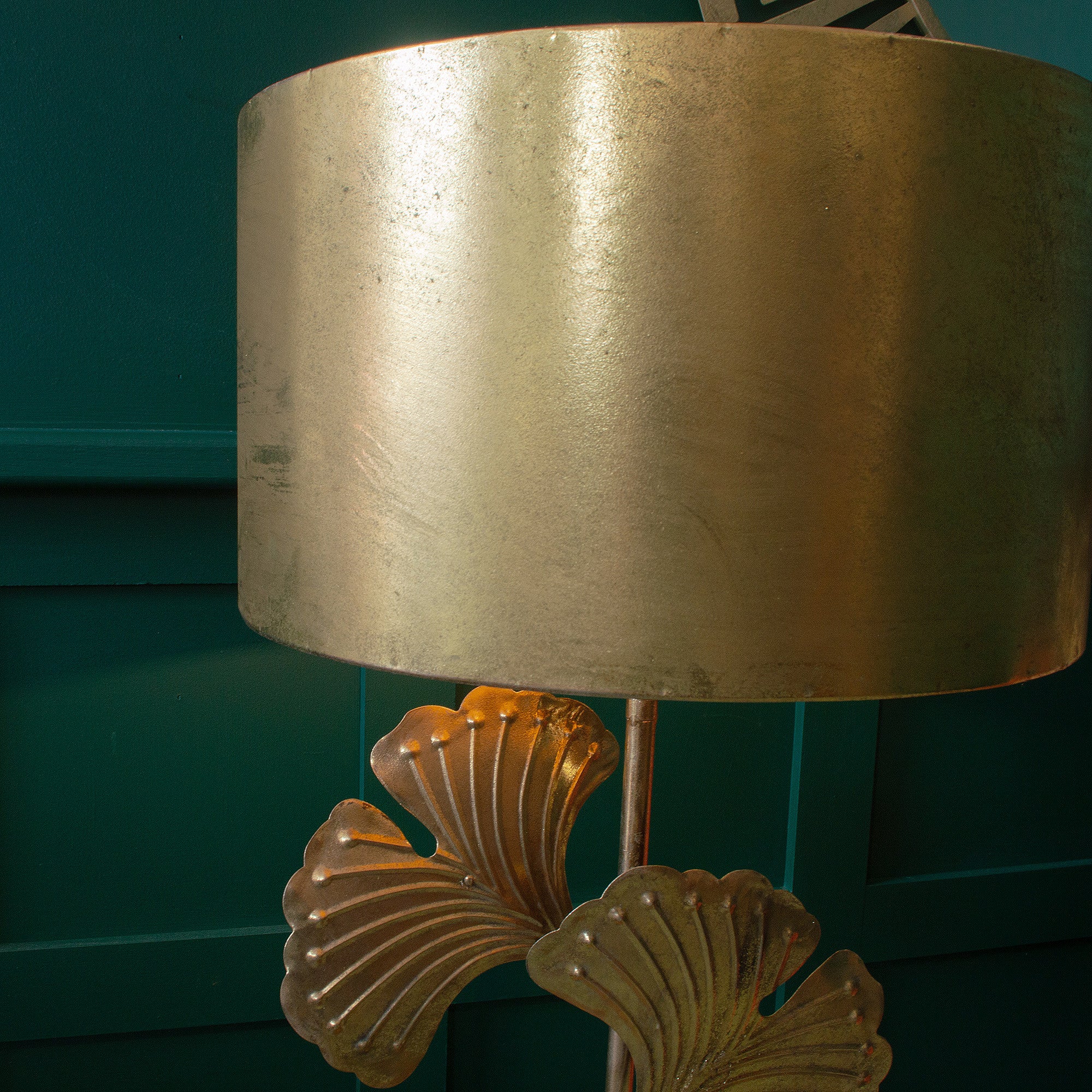 Antiqued Gold Metal Ginkgo Table Lamp  | Metal Shade