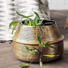 Load image into Gallery viewer, Brass Weave Planter