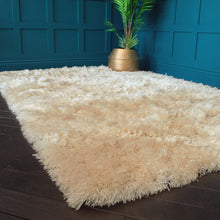 Load image into Gallery viewer, Hand Tufted Shaggy Rug | Champagne